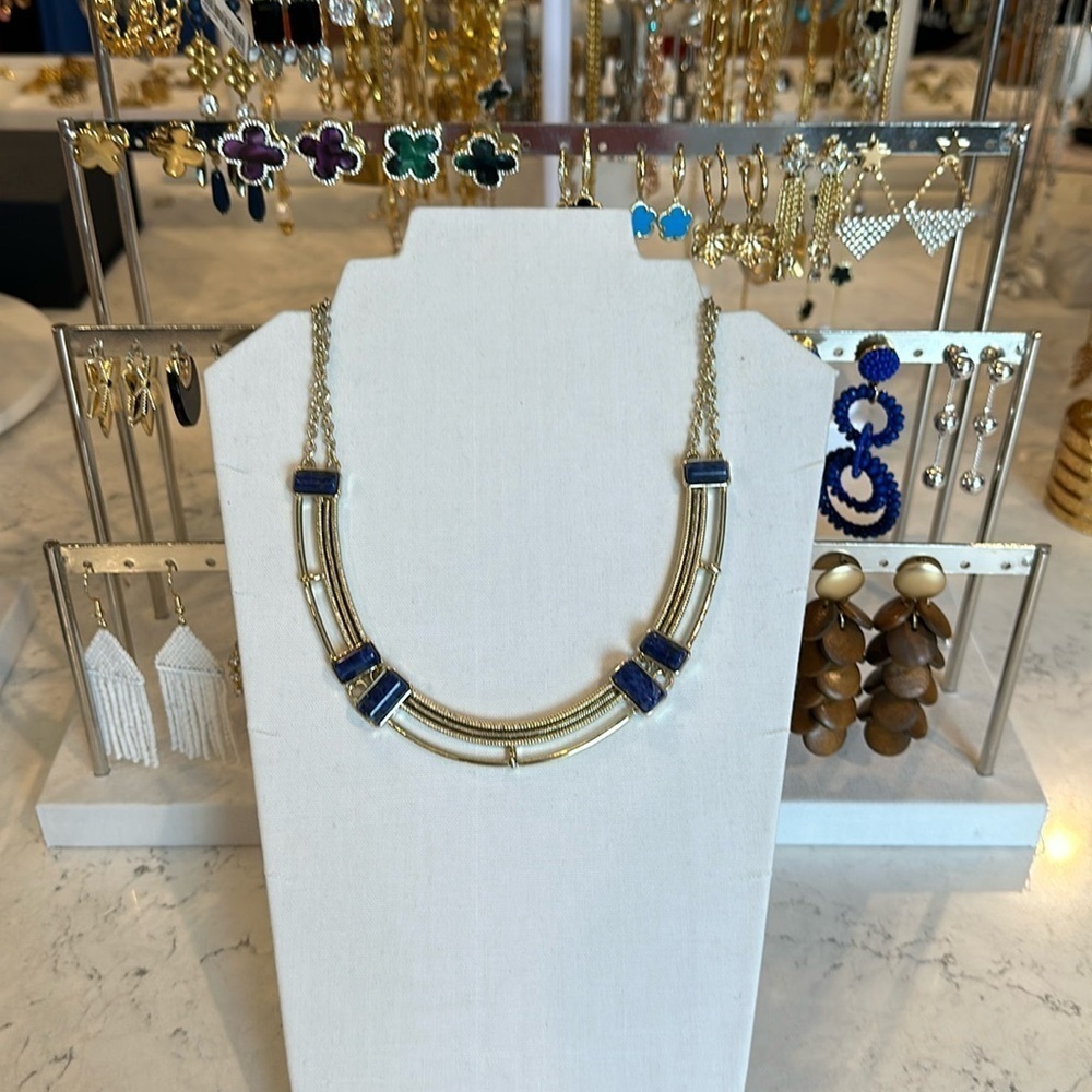 White House Black Market blue stone costume necklace